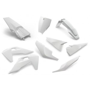KIT PLASTIQUE CROSS 2021 BLANC KIT PLASTIQUE CROSS 2021 BLANC