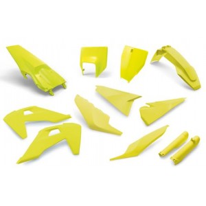KIT PLASTIQUE KIT PLASTIQUE